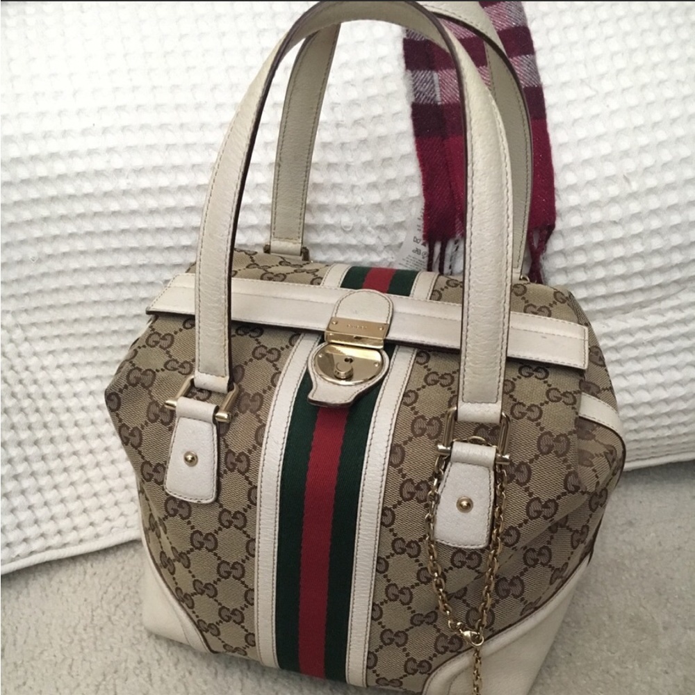 authentic Gucci Boston (NEW )